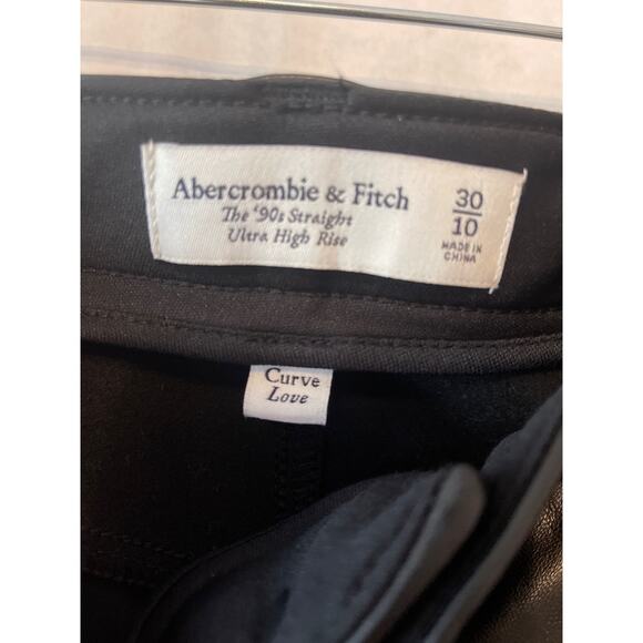 Abercrombie & Fitch 90's Straight Ultra High Rise Faux Leather Black 30/10 NWOT - Picture 3 of 9